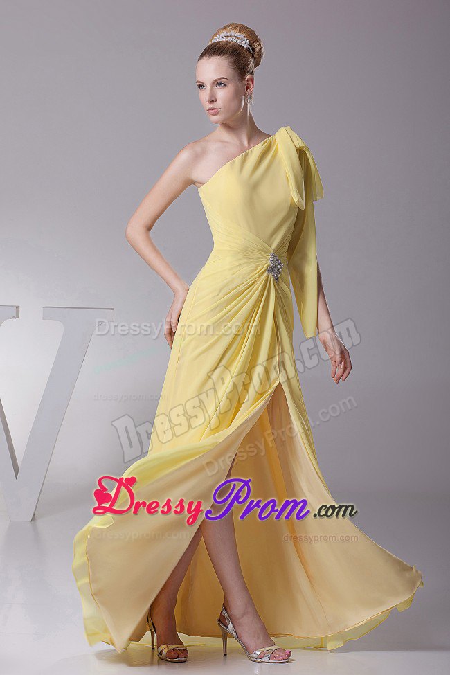 Light Yellow Prom Dress with One Shoulder and High Silt in Wollongong