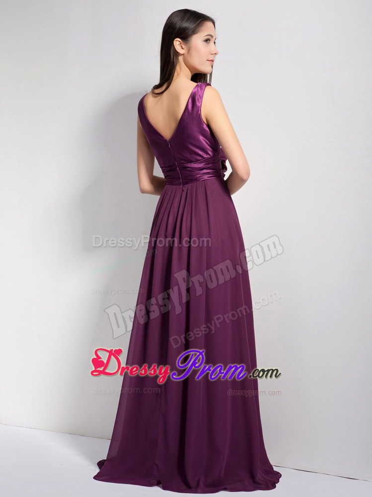 Ruching A-line V-neck Dark Purple Dresses For JS Prom with Brush Train
