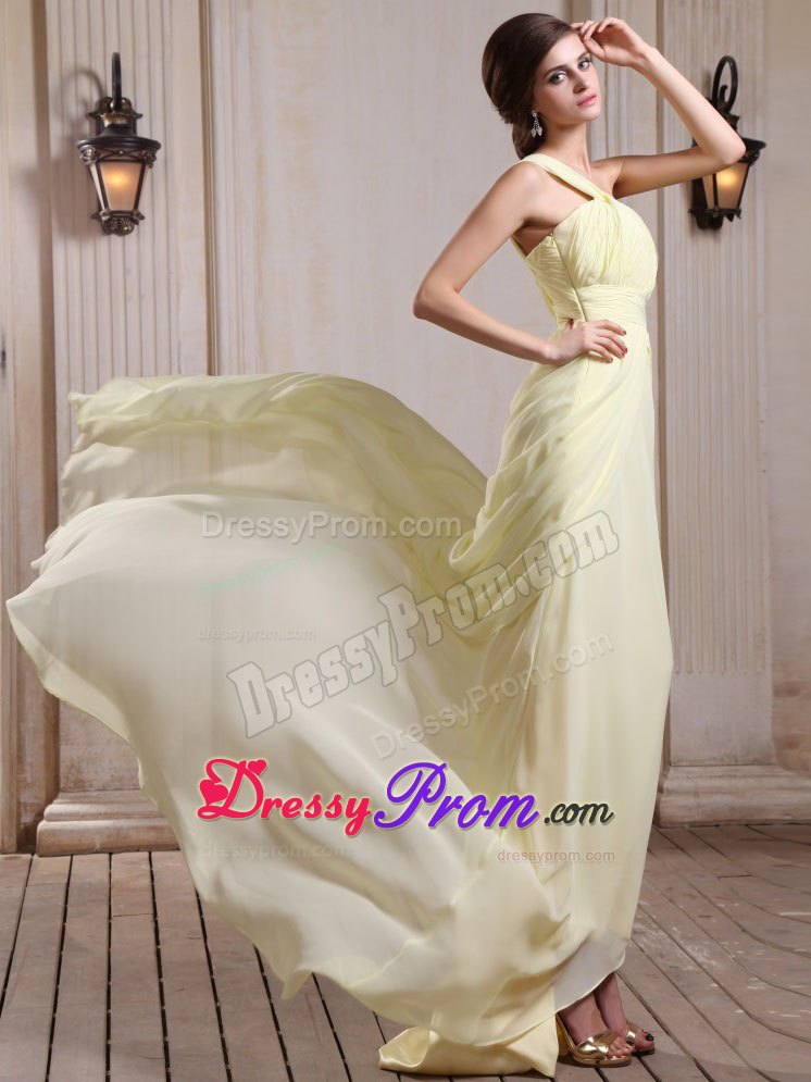 One Shoulder Yellow Green Prom Dress With Court Train in Victoria