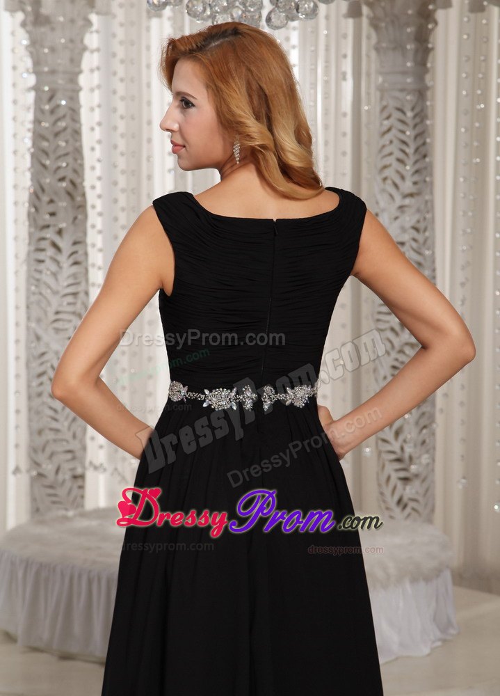 Beading V-neck Black Floor-length Belt Junior Prom and Senior Prom
