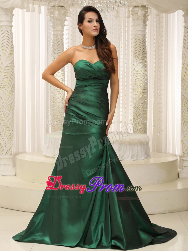 2013 Ruched Sweetheart Dark Green Prom Attire in Gatineau