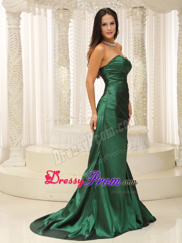 2013 Ruched Sweetheart Dark Green Prom Attire in Gatineau