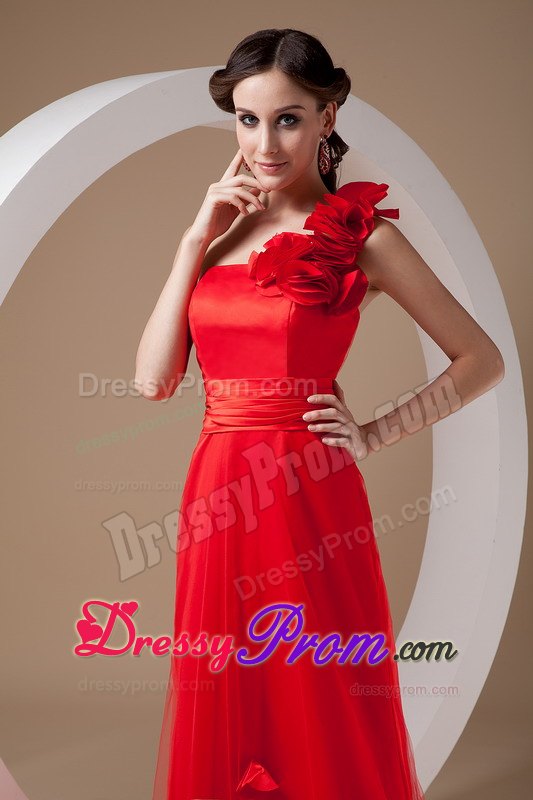 Red One Shoulder Brush Train Hand Made Flowers Prom Gown