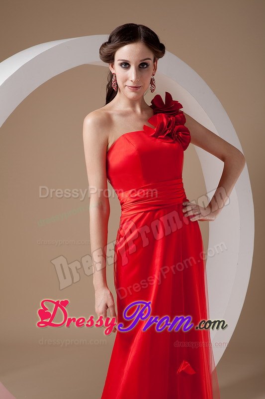 Red One Shoulder Brush Train Hand Made Flowers Prom Gown