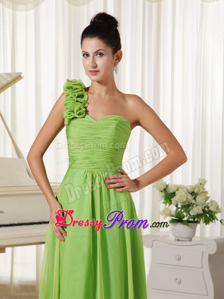 Spring Green One Shoulder Hand Flowers Prom Dress with Watteau Train