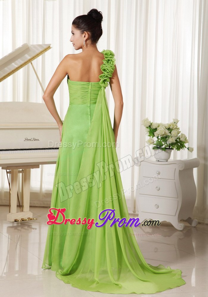 Spring Green One Shoulder Hand Flowers Prom Dress with Watteau Train
