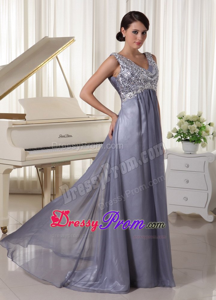Grey V-neck Sequins Brush Train Evening Prom Dress For Prom Party