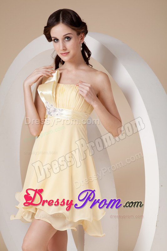 Sweet Light Yellow A-line Mini-length Beaded Prom Dress