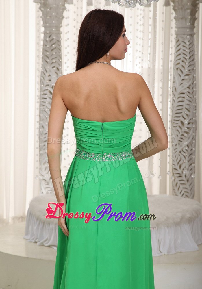 Spring Green Sweetheart Ruching and Beading Prom Dress