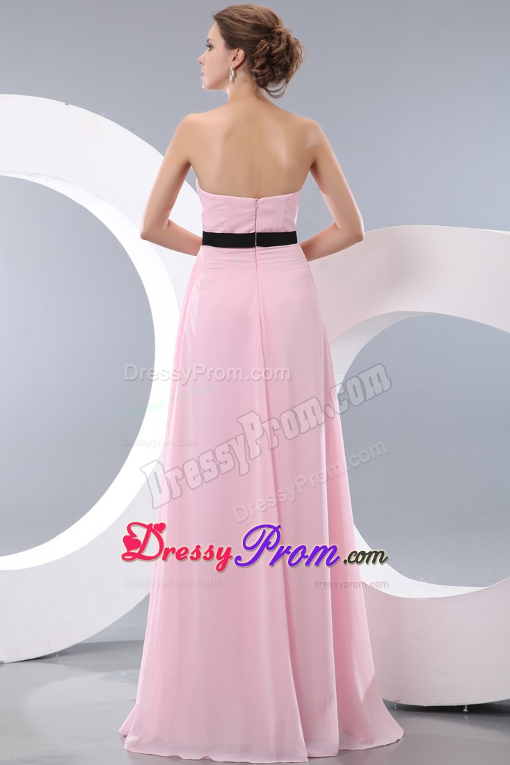 Elegant Baby Pink Empire Chiffon Prom Dress Belt Decorate