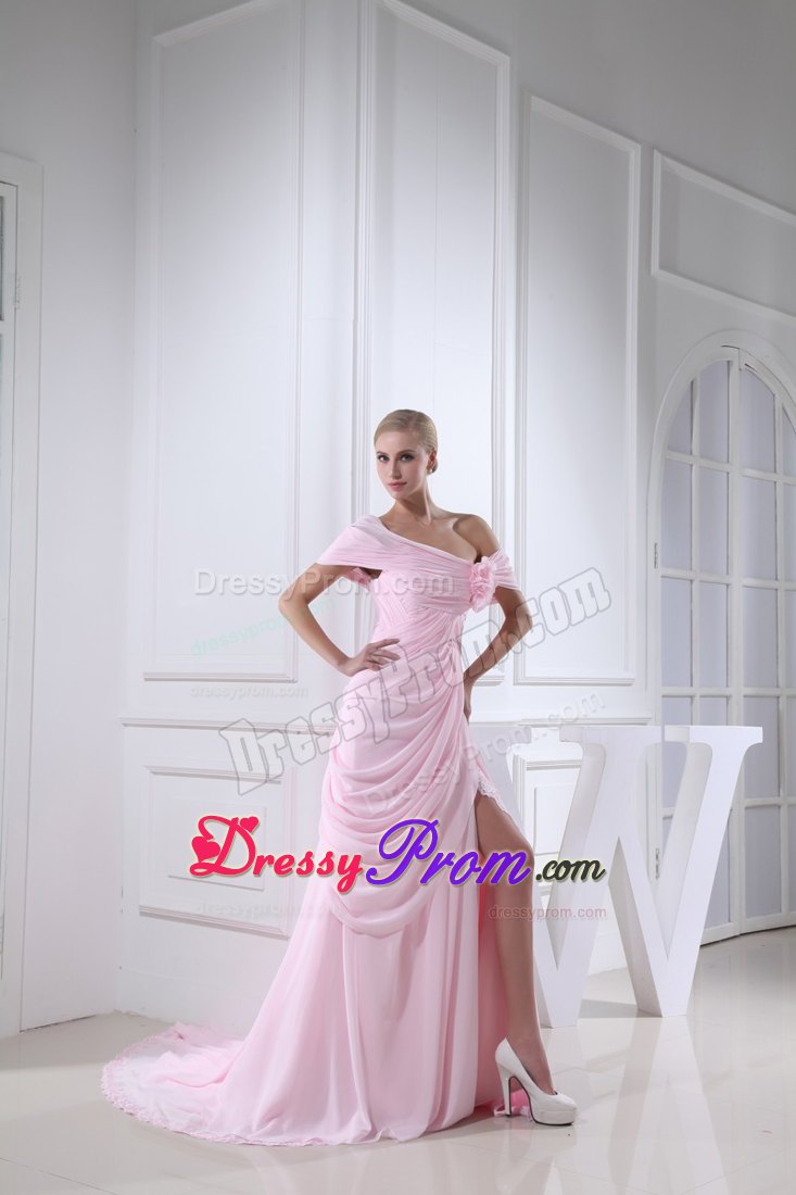 Off-the-shoulder Slitted Chiffon Prom Dress for Girls in Baby Pink