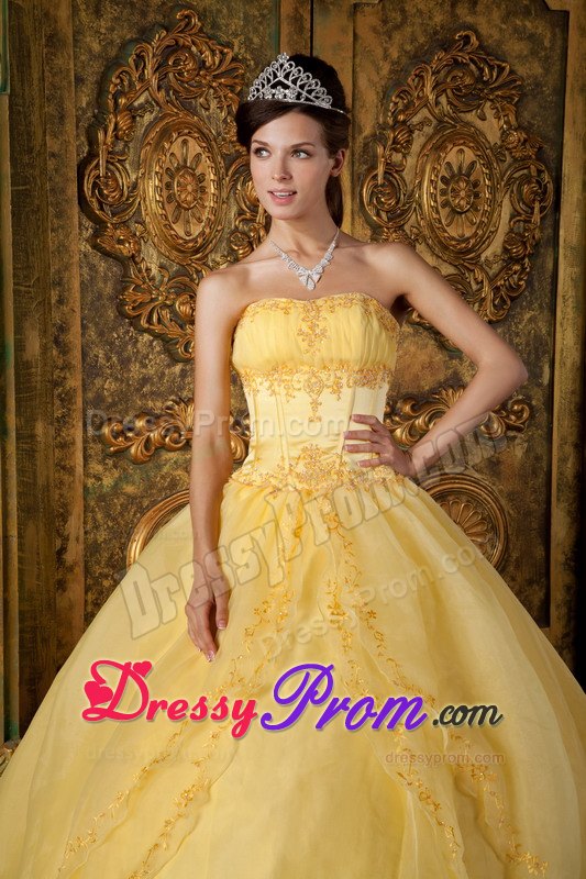 Yellow Ball Gown Strapless Sweet 16 Dresses with Appliques