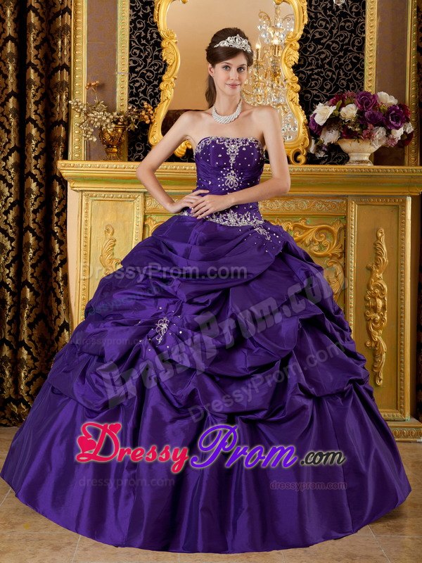 Strapless Floor-length Purple Sweet Sixteen Dresses with Appliques