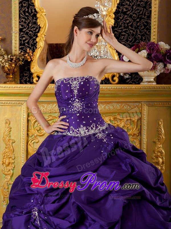 Strapless Floor-length Purple Sweet Sixteen Dresses with Appliques