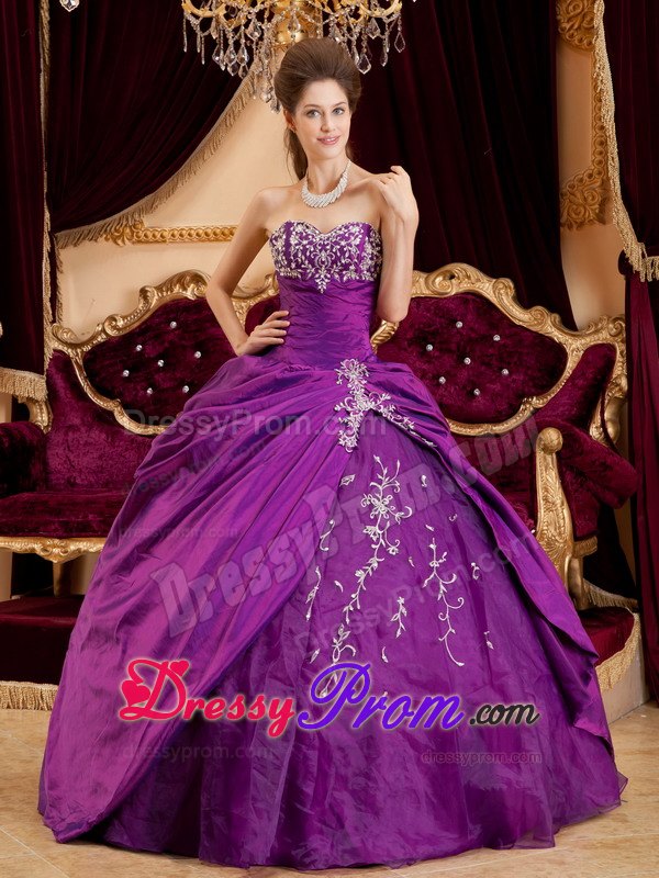 Purple Sweetheart Floor-length Sweet 15 Dresses with Appliques