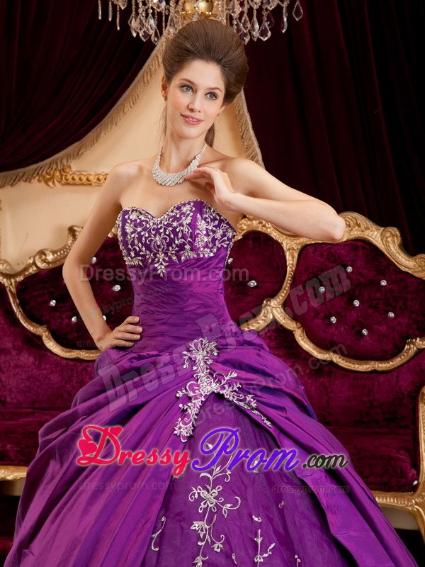 Purple Sweetheart Floor-length Sweet 15 Dresses with Appliques