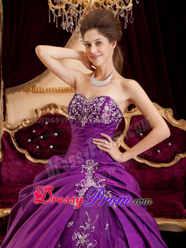 Purple Sweetheart Floor-length Sweet 15 Dresses with Appliques