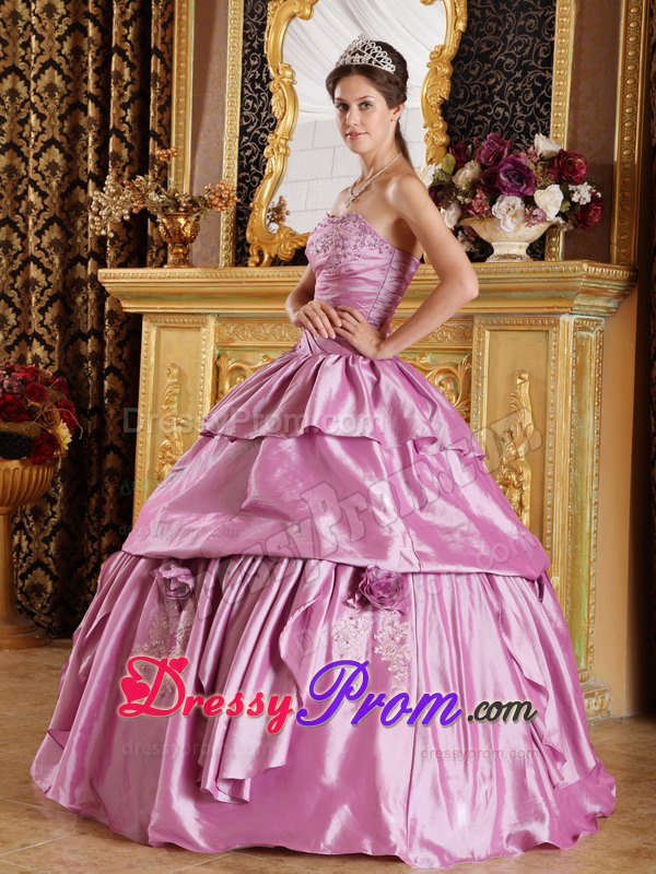 Strapless Floor-length Lavender Ruffled Beading Quinceanera Gown