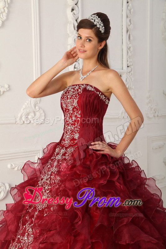 Embroidery Ruffled Wine Red Sweet Sixteen Quinceanera Dresses