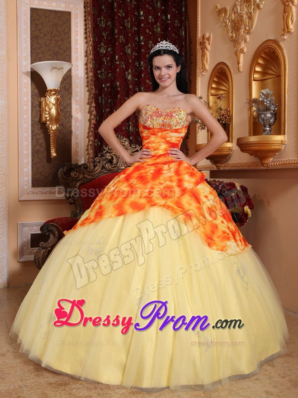 Light Yellow Tulle Beading Sweetheart Dresses For Quinceaneras