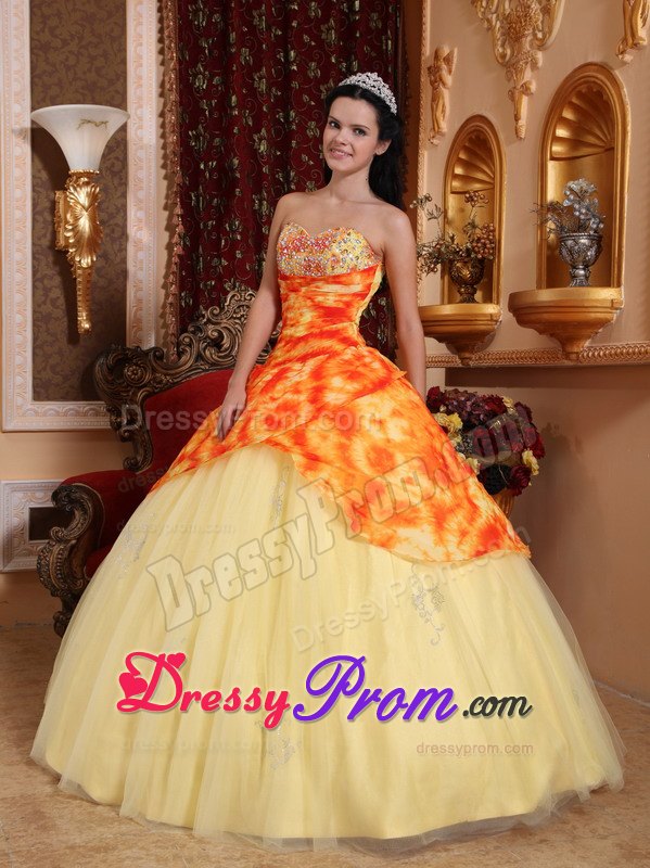 Light Yellow Tulle Beading Sweetheart Dresses For Quinceaneras
