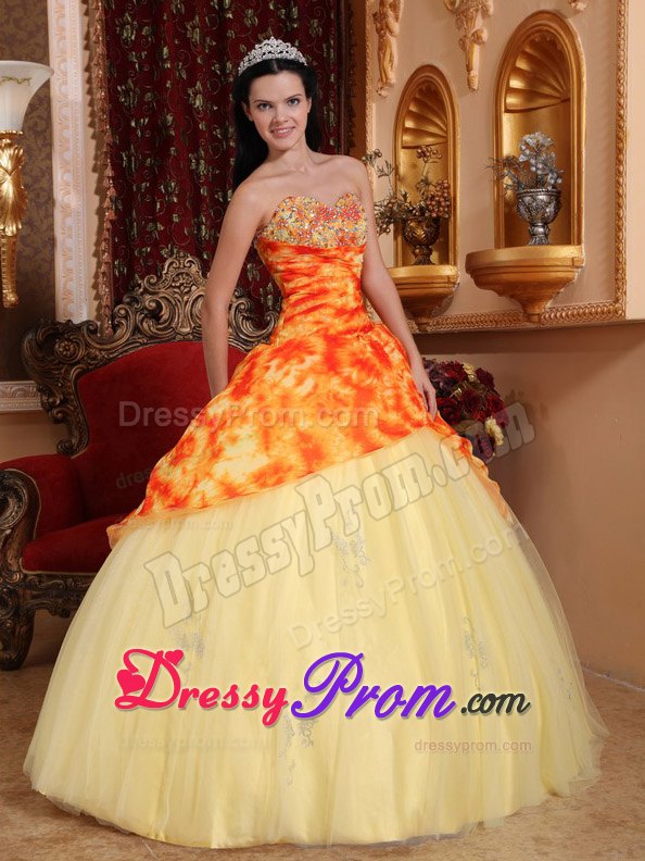 Light Yellow Tulle Beading Sweetheart Dresses For Quinceaneras