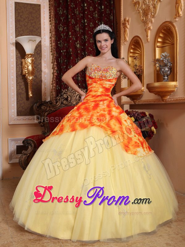 Light Yellow Tulle Beading Sweetheart Dresses For Quinceaneras
