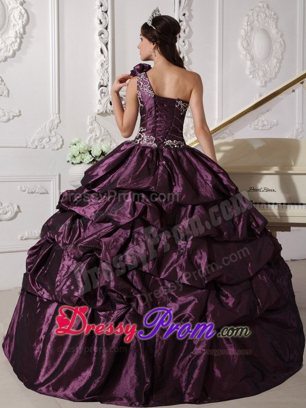 One Shoulder Appliques Dark Purple Pick-ups Quinceanera Dress