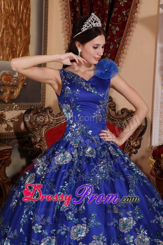 V-neck Blue Appliques Beading Satin Sweet Quinceanera Dress