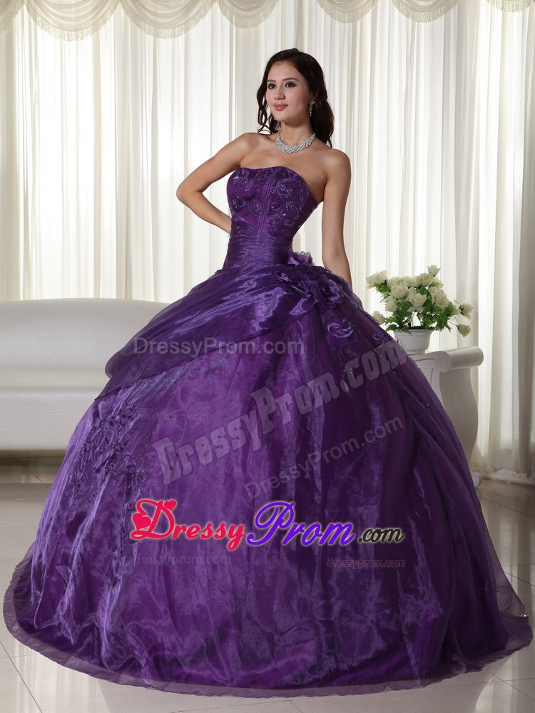 Purple Handle Flowers Beading Strapless Tulle Quinceanera Dress