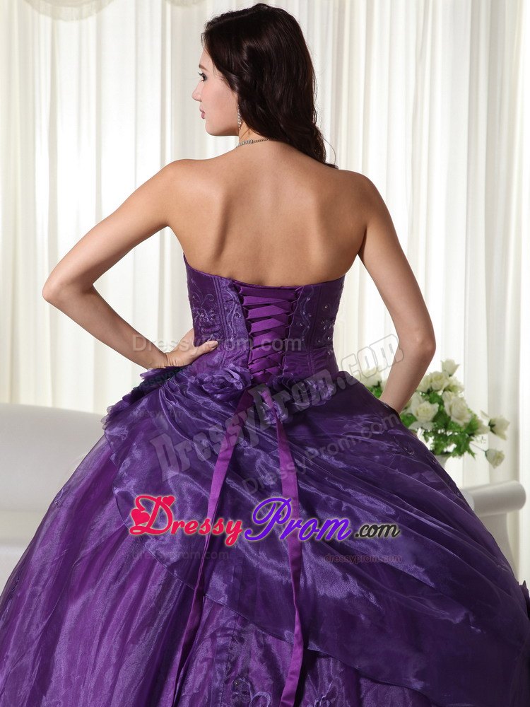 Purple Handle Flowers Beading Strapless Tulle Quinceanera Dress