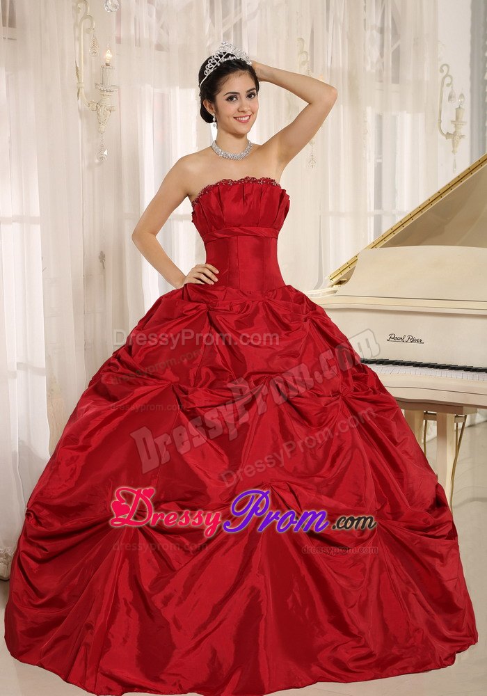 Custom Made 2014 Wine Red Taffeta Quinceanera Dress with Pick-ups