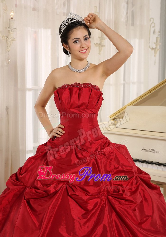 Custom Made 2014 Wine Red Taffeta Quinceanera Dress with Pick-ups