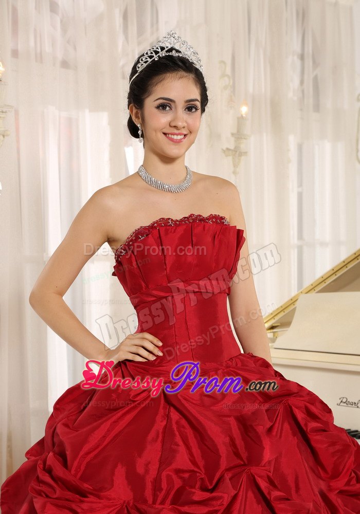 Custom Made 2014 Wine Red Taffeta Quinceanera Dress with Pick-ups