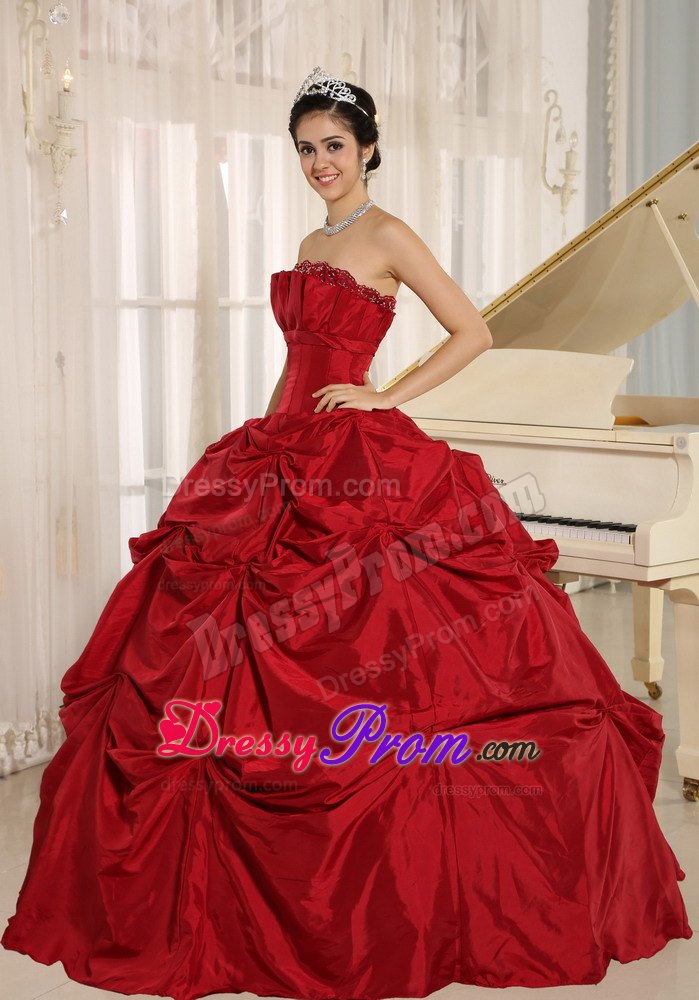 Custom Made 2014 Wine Red Taffeta Quinceanera Dress with Pick-ups