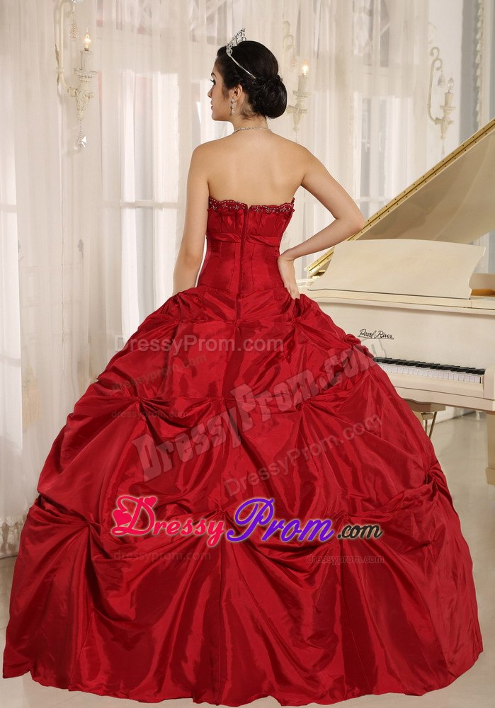 Custom Made 2014 Wine Red Taffeta Quinceanera Dress with Pick-ups