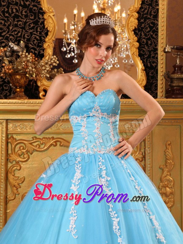 Light Blue Tulle Appliques Sweetheart Dresses for Quinceaneras