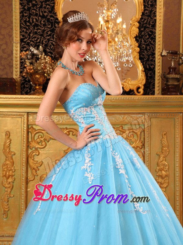 Light Blue Tulle Appliques Sweetheart Dresses for Quinceaneras