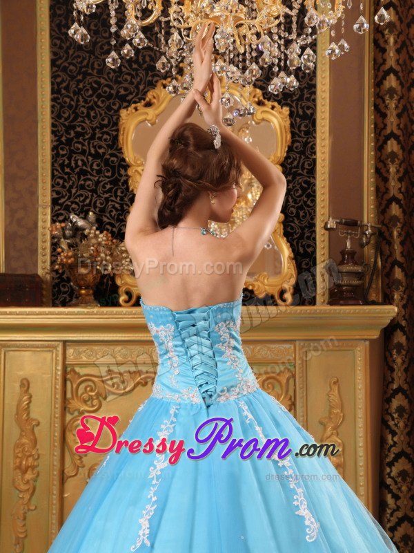 Light Blue Tulle Appliques Sweetheart Dresses for Quinceaneras