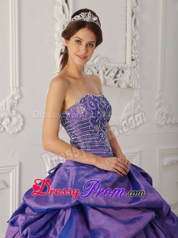 Embroidery Beading Purple Taffeta Appliques Quinceanera Dresses