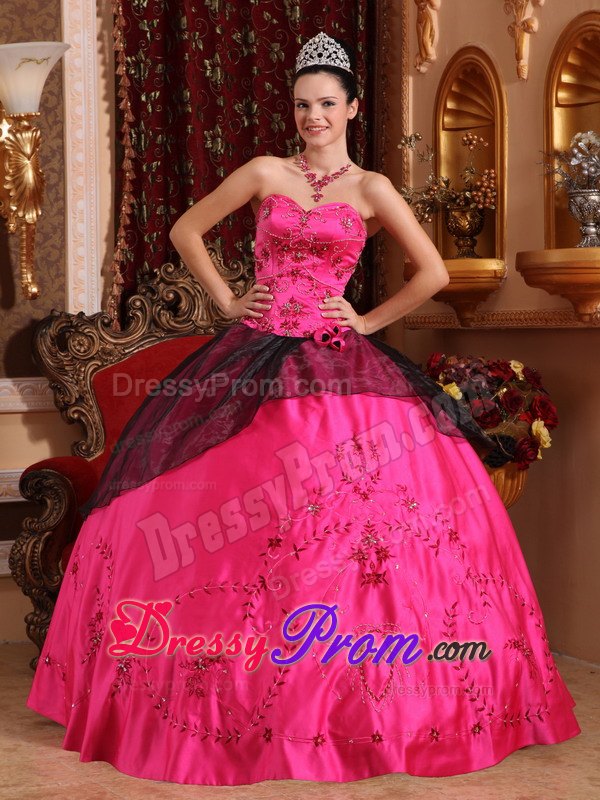 Embroidery Hot Pink and Black Beading Dresses For Quinceaneras