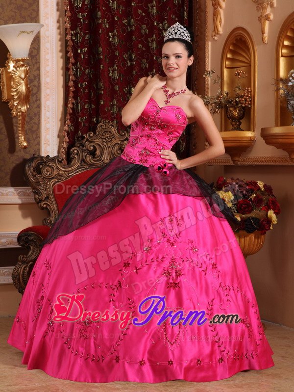 Embroidery Hot Pink and Black Beading Dresses For Quinceaneras