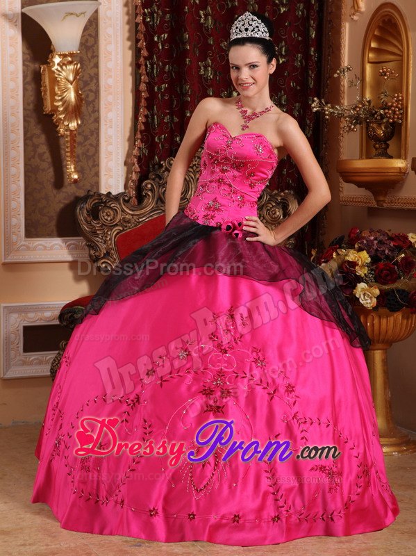 Embroidery Hot Pink and Black Beading Dresses For Quinceaneras