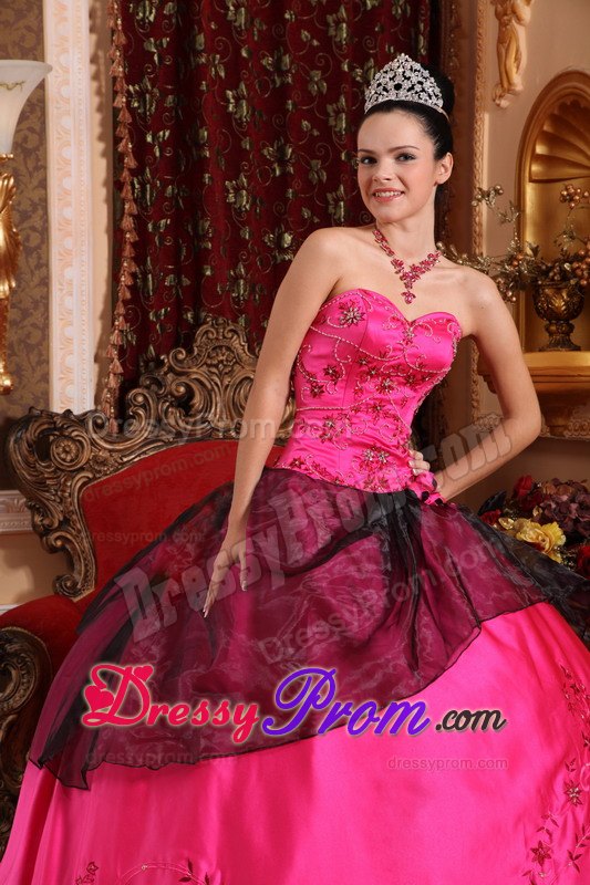 Embroidery Hot Pink and Black Beading Dresses For Quinceaneras