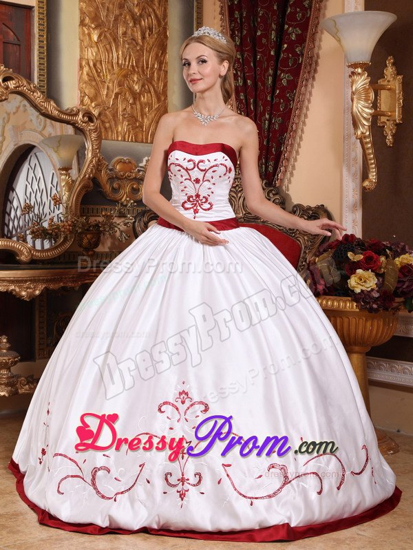 White Embroidery Red Decorations Sweet Sixteen Quinceanera Dress