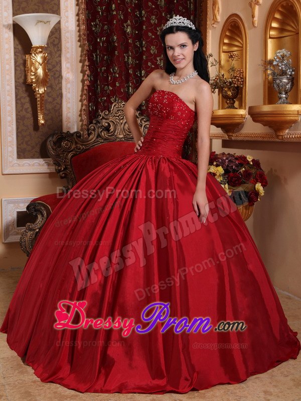 Pleated Ruching Appliques Red Taffeta Sweet 15 Quinceanera Dress