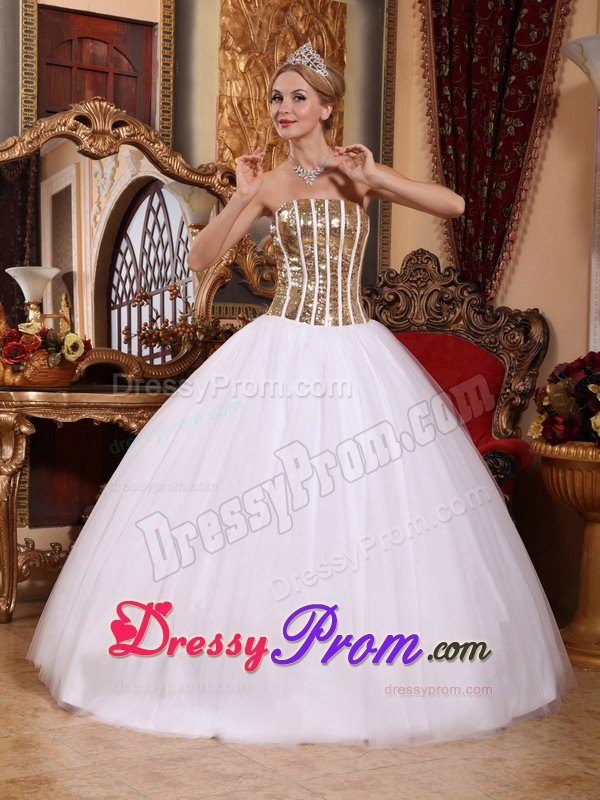 Sequins White Tulle Strapless Sweet Sixteen Quinceanera Dresses