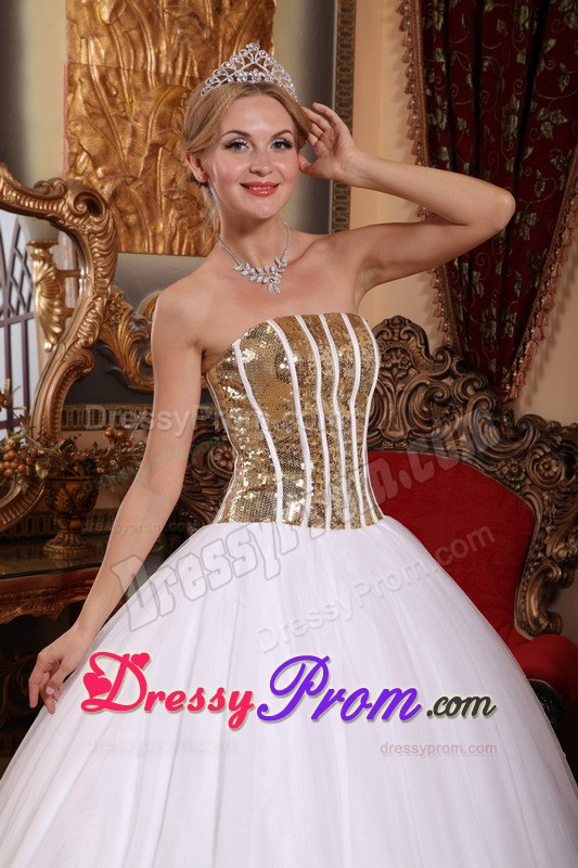 Sequins White Tulle Strapless Sweet Sixteen Quinceanera Dresses