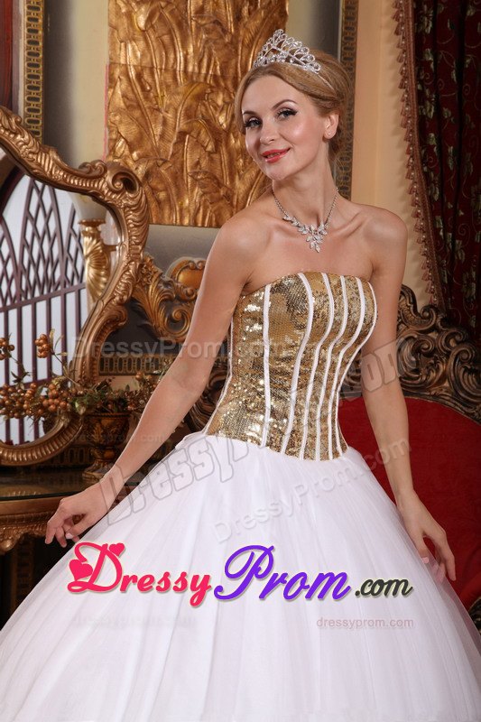 Sequins White Tulle Strapless Sweet Sixteen Quinceanera Dresses