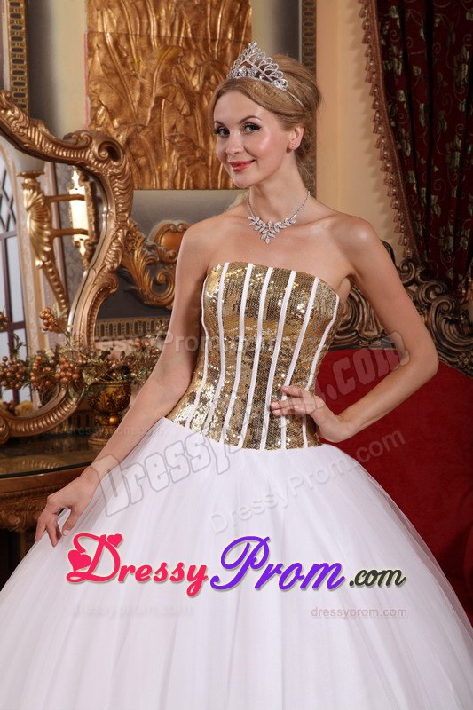 Sequins White Tulle Strapless Sweet Sixteen Quinceanera Dresses